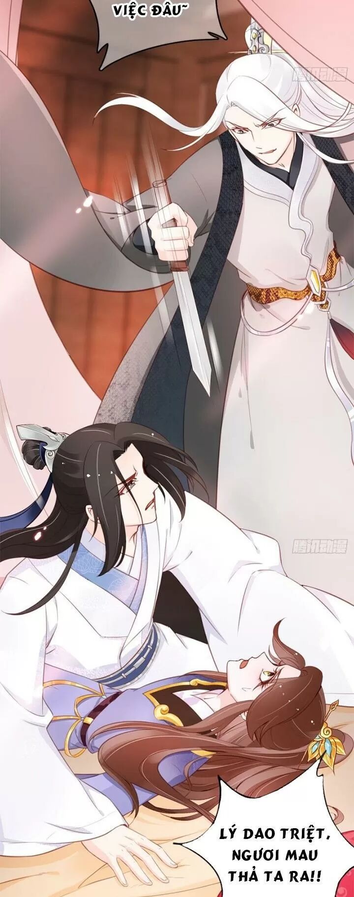 Nàng Trở Thành Bạch Nguyệt Quang Của Vương Gia Bệnh Kiều: Chapter 38: Cởi nữa thì lộ mất